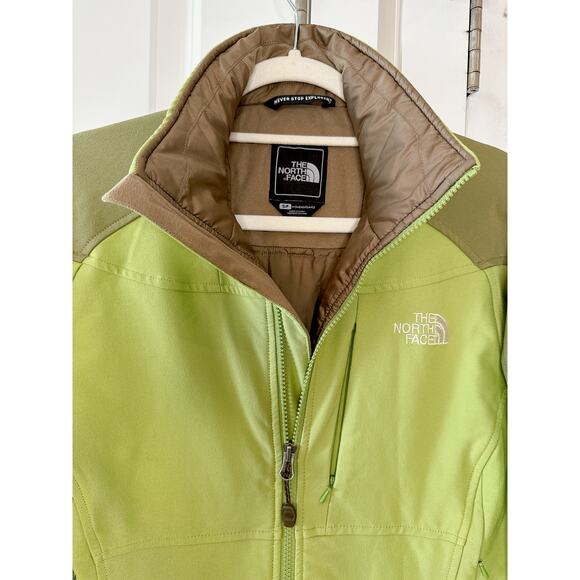 THE NORTH FACE Apex Green Bionic Soft Shell Jacket | Small - Picture 11 of 15